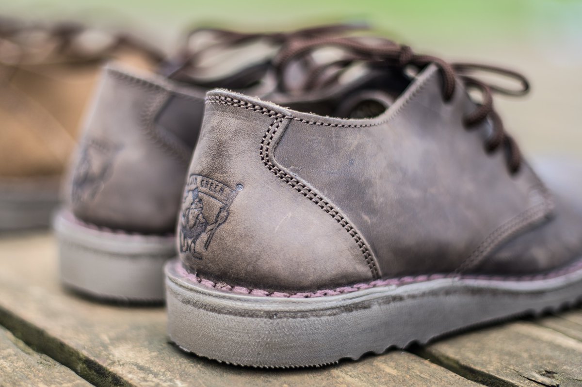 JimGreenFW's tweet photo. From Rugged Trails to Polished Floors🏢🌳

The Shoellie checks all boxes from a fashion statement in the office to a trusty companion in the outdoors, ensuring you're always look the part and ready for any adventure that calls🥾

#JimGreen #MyJimGreens https://t.co/fhCEYhLvWK