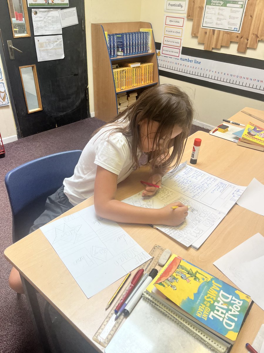 DSJ_Year4's tweet photo. Working so hard on these! ⭐️⭐️ https://t.co/cUMvfvKAPD
