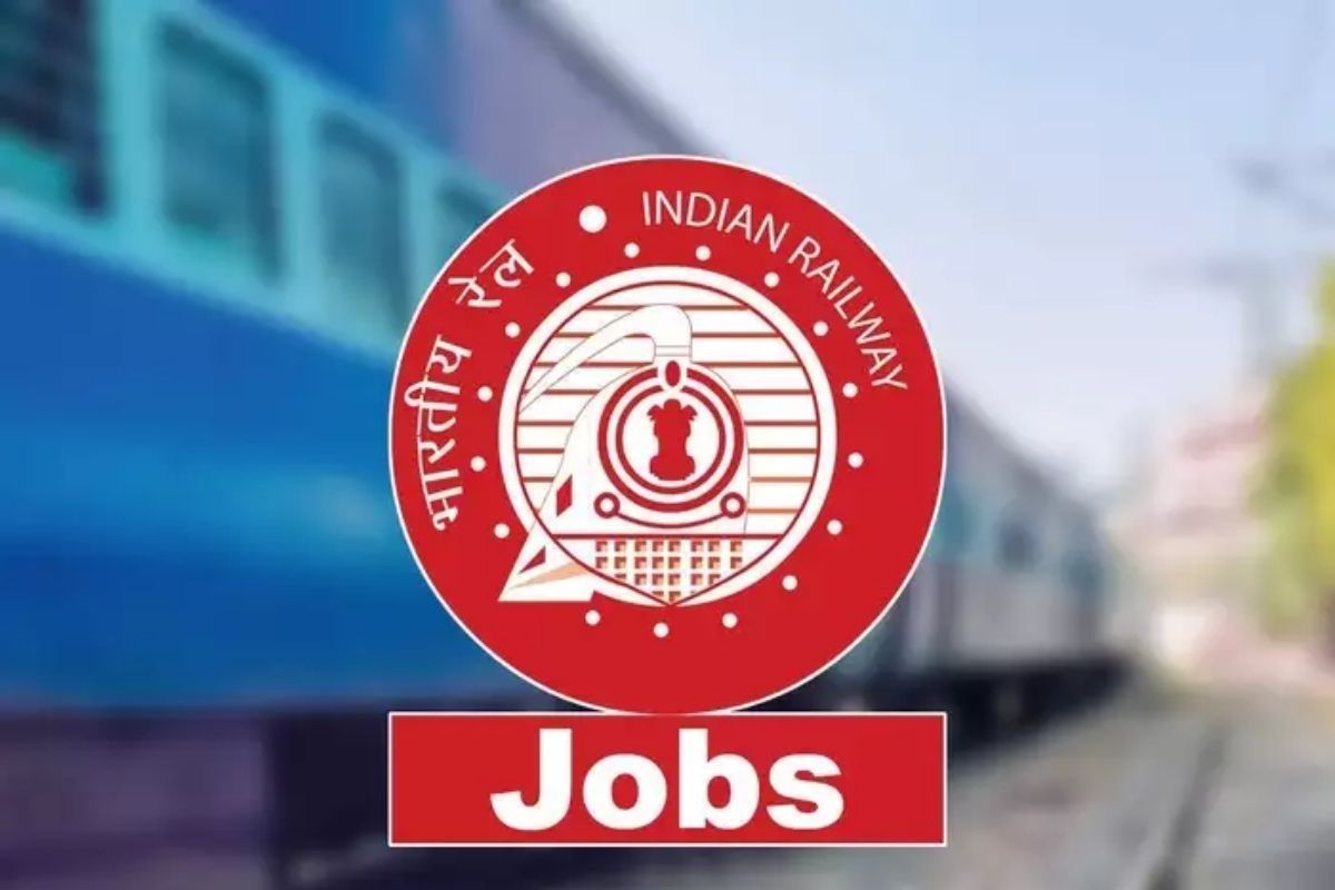 adityaranjan108's tweet photo. अब तो सारे चुनाव भी नजदीक आ रहे है, 
तुम कब आओगी?🤔 #RailwayNewVacancyAlert https://t.co/ZVoJJnUtyj