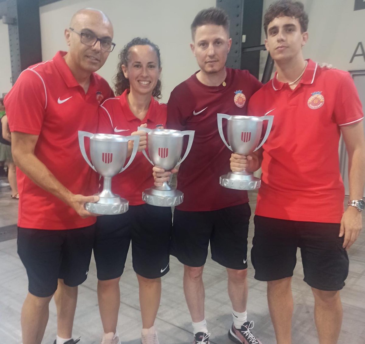 fsmontcada's tweet photo. ‼️NIT DELS CAMPIONS‼️

En el día de ayer se celebró como cada final de temporada la NIT DELS CAMPIONS de la @fcf_cat . Fueron a recoger sus trofeos de campeones las  siguientes categorías:

🔹Benjamin A
🔹Mini Pre-Benjamín 
🔹Alevín B

Enhorabuena equipos!! Gran temporada! ⚽️💙 https://t.co/9JNFy1KijT