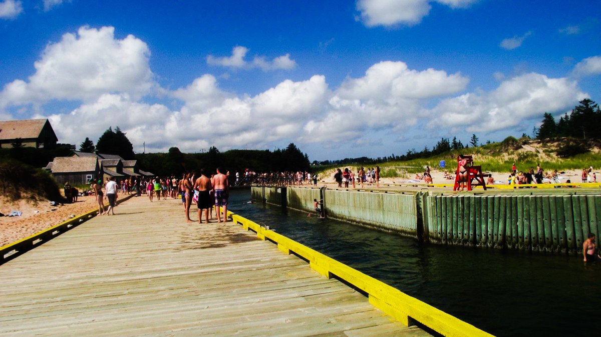 LotSixteen's tweet photo. Well that's it for the #CountdownToSummer2023. Welcome to the first full day of #Summer! I had a blast doing this folks - thanks for joining me on the ride. Now to figure out my next project! #Rosehill #RosehillEast #BasinHead https://t.co/VOrOSlcPPw