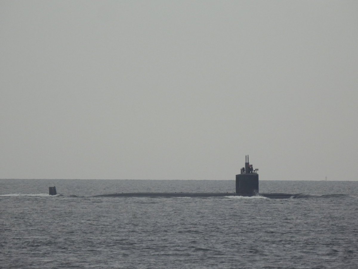 USS Topeka (SSN 754) Los Angeles-class Flight III 688i (Improved) attack submarine leaving Yokosuka, Japan - June 22,  2023 #usstopeka #ssn754 

SRC: TW-@MICHIYAM