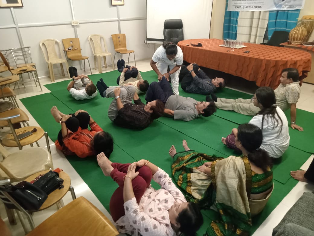rgvnho's tweet photo. Yoga Day celebrates at, Hello &amp; millo club of RGVN , a Senior Citizens club.
#yogaday #rgvn #seniorcitizenclub https://t.co/1DoPgzwxcA