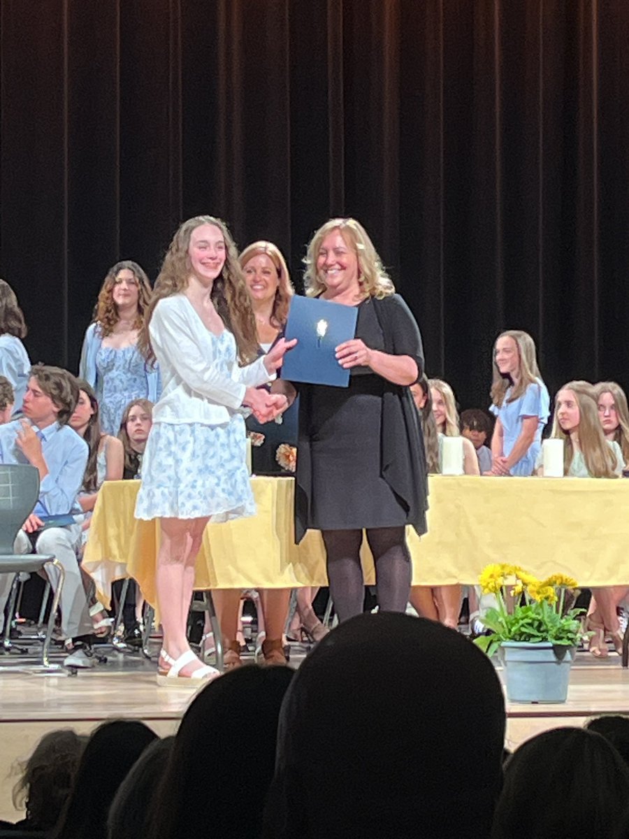 I don’t know how you managed to make the biggest school in MA feel like a second home for kids, but you did it! ❤️ She is going to miss everything about BMS! Thank you a million times over! <a href="/Principal05/">Lisa Oliver</a> <a href="/beverlyms_cubs/">Beverly Middle School</a> @beverly_schools