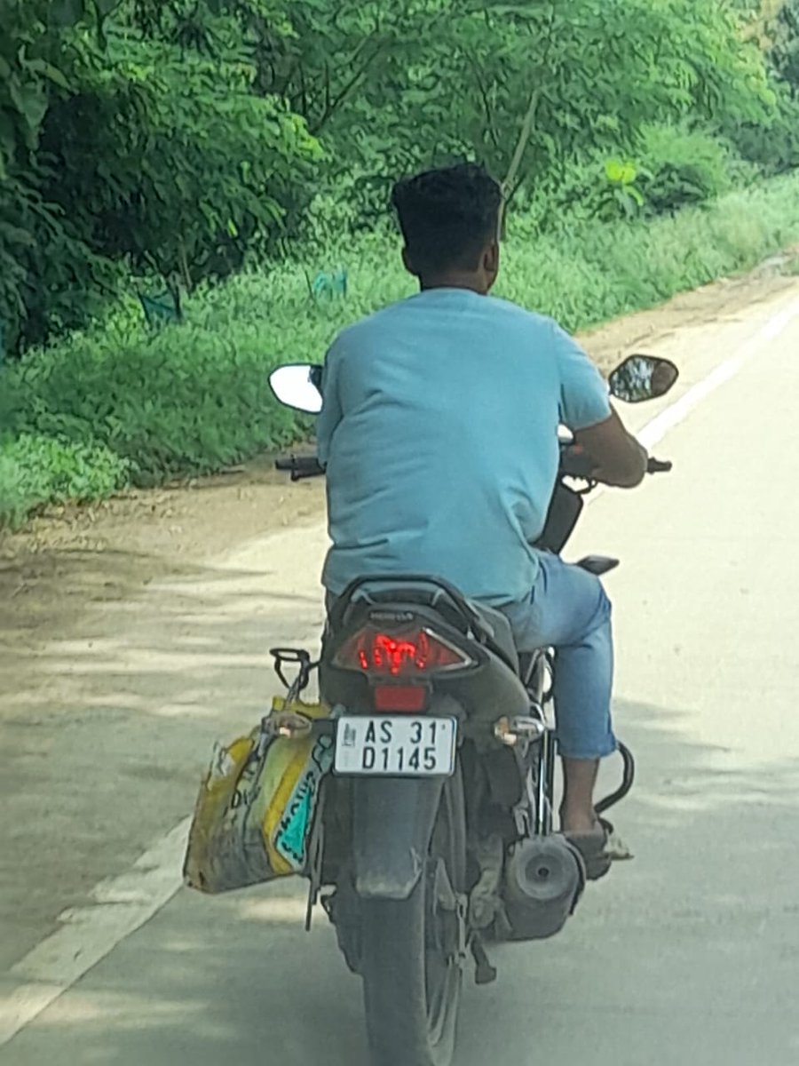 DTO_Hojai's tweet photo. Enforcement drive against overspeeding without helmet, overloading at Hojai District
@TransportAssam https://t.co/vESw0uNpuT