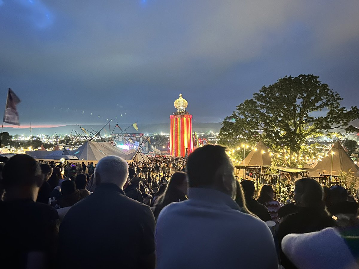 Home ❤️ <a href="/glastonbury/">Glastonbury Festival</a>