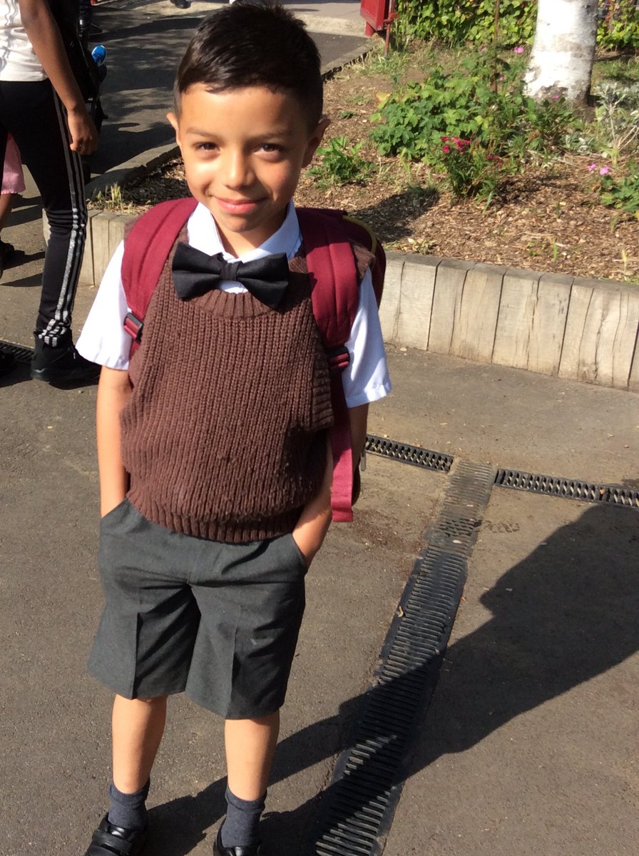 Holy_TrinityCE's tweet image. Our children arrived dressed in their finest 1940's-style outfits today, backpacks filled with personal possessions, ready for an adventure on HMT Empire Windrush! #Windrush75 #WindrushDay