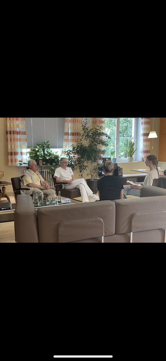 PallMed@Erlangen (@pm_uk_er) on Twitter photo Schaut gerne den Bericht von <a href="/FrankenFernsehe/">Franken Fernsehen</a> , ab Minute 09:54 in dem es um das Pilotprojekt „Share Decision Making (SDM) - Bayern goes SDM“ vom BZKF <a href="/BZKF_bayern/">Bayerisches Zentrum für Krebsforschung (BZKF)</a> geht. Alles dazu erfahrt ihr im Bericht: frankenfernsehen.tv/mediathek/vide… #PalliativeCare #franken #forschung Schaut gerne den Bericht von <a href="/FrankenFernsehe/">Franken Fernsehen</a> , ab Minute 09:54 in dem es um das Pilotprojekt „Share Decision Making (SDM) - Bayern goes SDM“ vom BZKF <a href="/BZKF_bayern/">Bayerisches Zentrum für Krebsforschung (BZKF)</a> geht. Alles dazu erfahrt ihr im Bericht: frankenfernsehen.tv/mediathek/vide… #PalliativeCare #franken #forschung