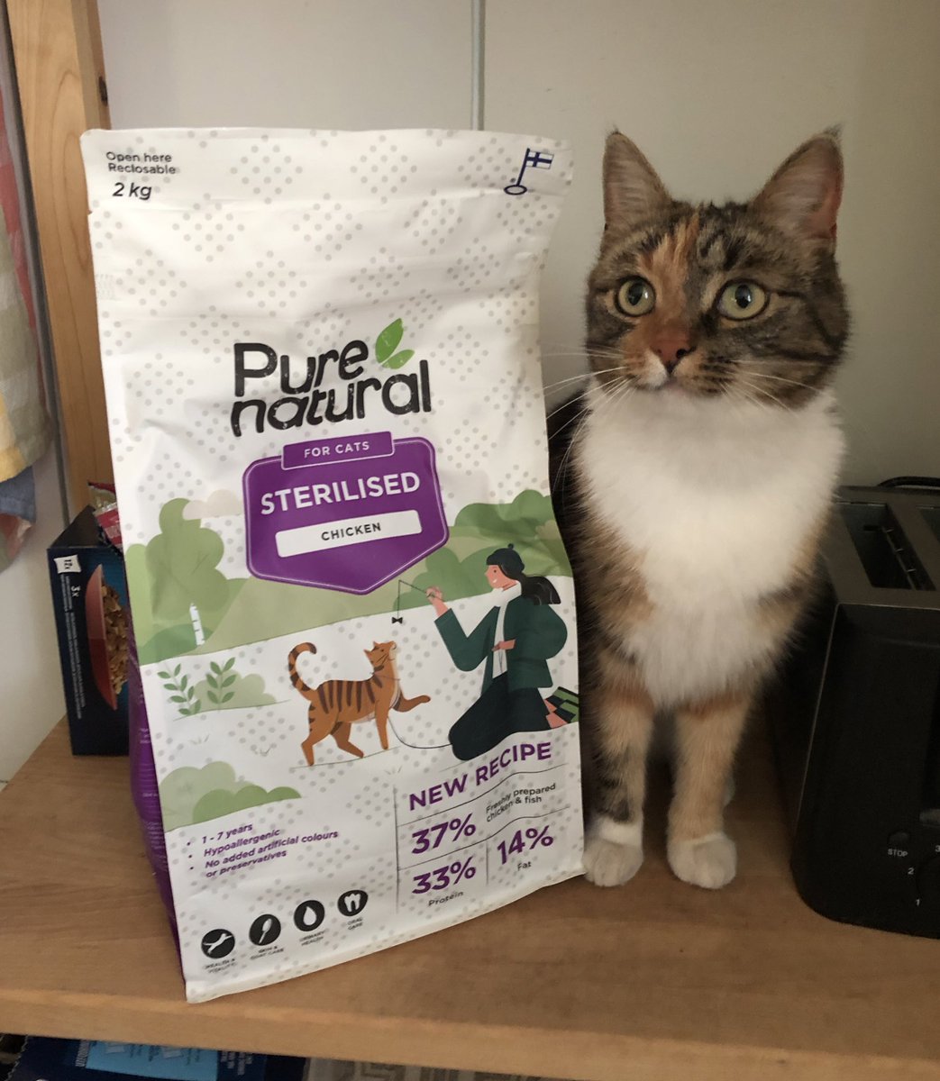 catzenkj's tweet photo. Yhteistyössä @mustijamirri 😍
#Purenatural #PurenaturalBuzz #mustijamirri #kissanruoka #buzzador https://t.co/yjvwRq2lib