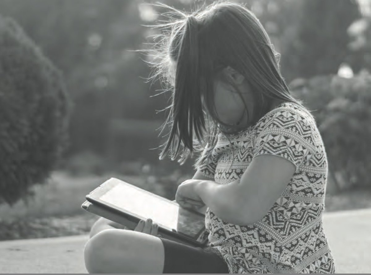apiplay's tweet photo. By the age of eight, the average child will have spent one full year sitting in front of a #screen. #Children have never moved so little: https://t.co/zzr2nAt0Sl #Movement4Movement #PlayMustStay #EqualPlay https://t.co/WfwoUjsDOF