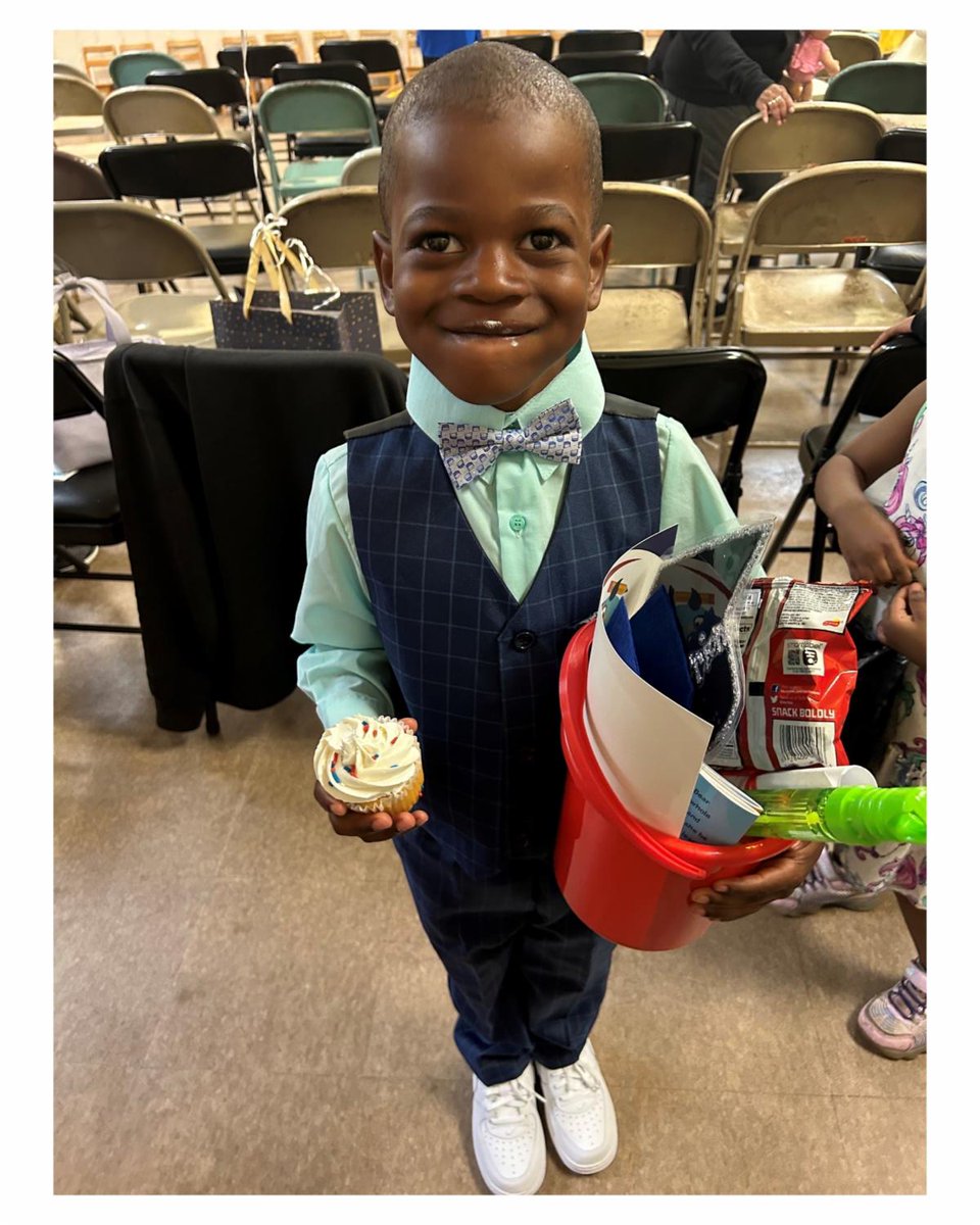 SCAPNY's tweet image. Students from SCAP's Bigelow Avenue Early Learning Center during their Moving Up Ceremony. This year, 100 three-year-olds and 95 four-year-olds are moving up! For more info on SCAP's early learning programs, email jhalsdorf@scapny.org or call 518-377-8539.