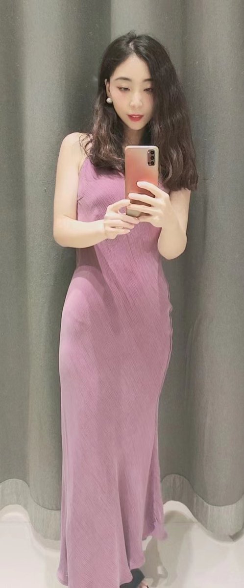 连衣脱下更方便