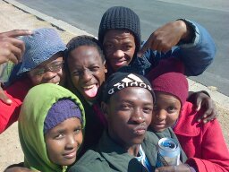 ANZOMAN's tweet image. House Parties ditlile tsa ba Monate... All night long #Crazyvibes