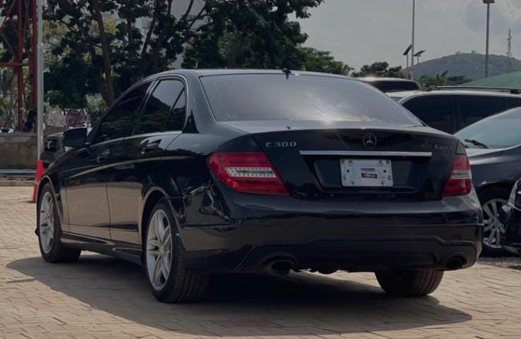 SUPER CLEAN REGISTERED MERCEDES BENZ C300 2013 MODEL FULLEST OPTION WITH ORIGINAL DUTY GOING FOR 5.9M, ABUJA… #DaggashAutos