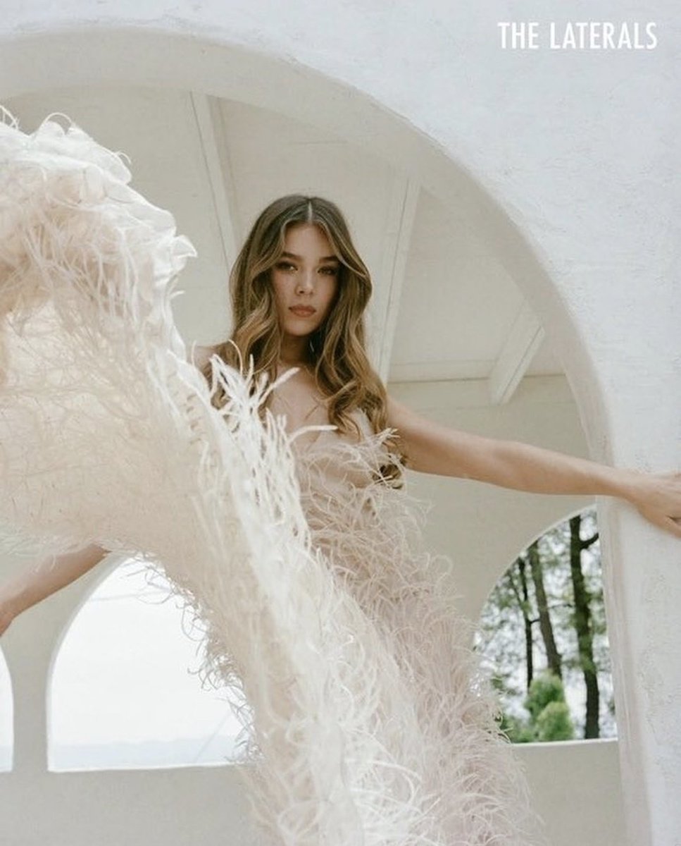 CourtneyLeighannaE • All Things Hailee Steinfeld on Twitter: "Hailee