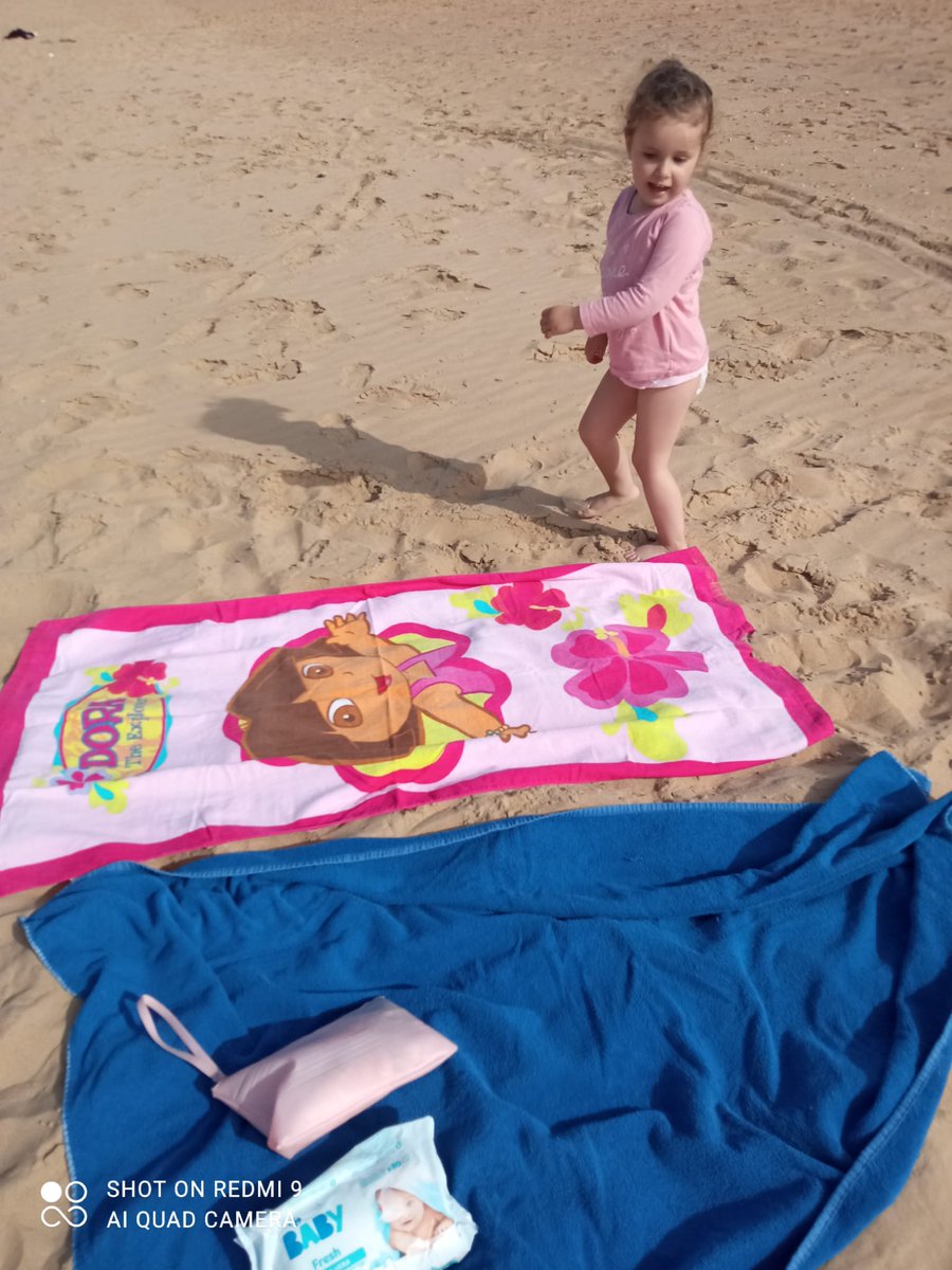 kylexy1981's tweet photo. Ayer tarde de playa con mis niñas,hoy repetimos.
El tiempo es escaso,pero los momentos quedan para siempre https://t.co/m80YC6Ny4L