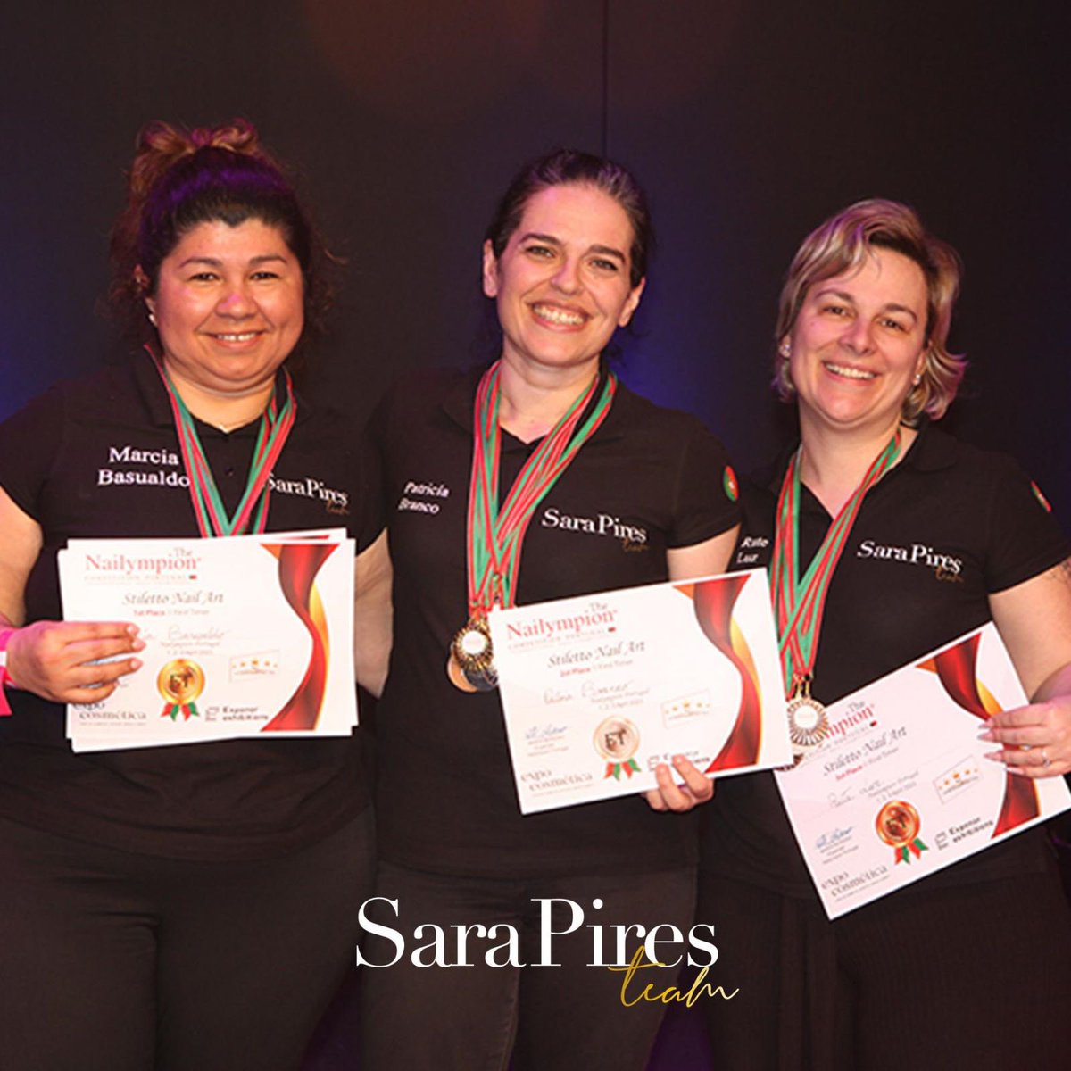 sarapirespt's tweet photo. BINGOOO…

1, 2 e 3 lugares na DIV FT em Stiletto Nail Art 😍

Campeonato de unhas @the_nailympion_portugal 23 🥇

Muitos parabéns meninas 👏👏👏

#sarapires #escoladecompetição #campeonatosdeunhas #nailchampion #unhas #sarapiresteam #594prémiosvencidos #rumoaos600prémios https://t.co/TfNxXYlyuE