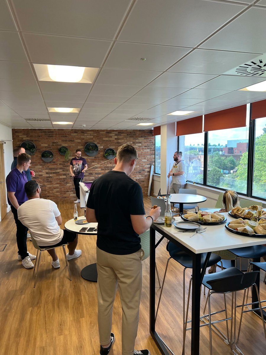 As we soak up the sunny vibes, we're celebrating National Picnic Week 🌞.

We provided a delicious lunch and refreshing drinks this week for everyone to enjoy during our very own office picnic! 🍔🥗🥤 
 
buff.ly/3JqZOX2 

#NationalPicnicWeek #EmployeeAppreciation #Wise