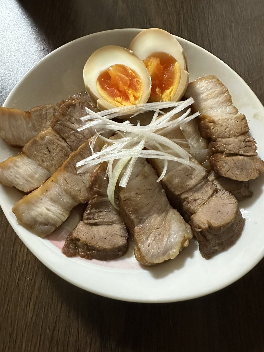 hkhktarou's tweet photo. 良い感じにでけた。味もいい感じ。 https://t.co/BTRpJF8IiN
