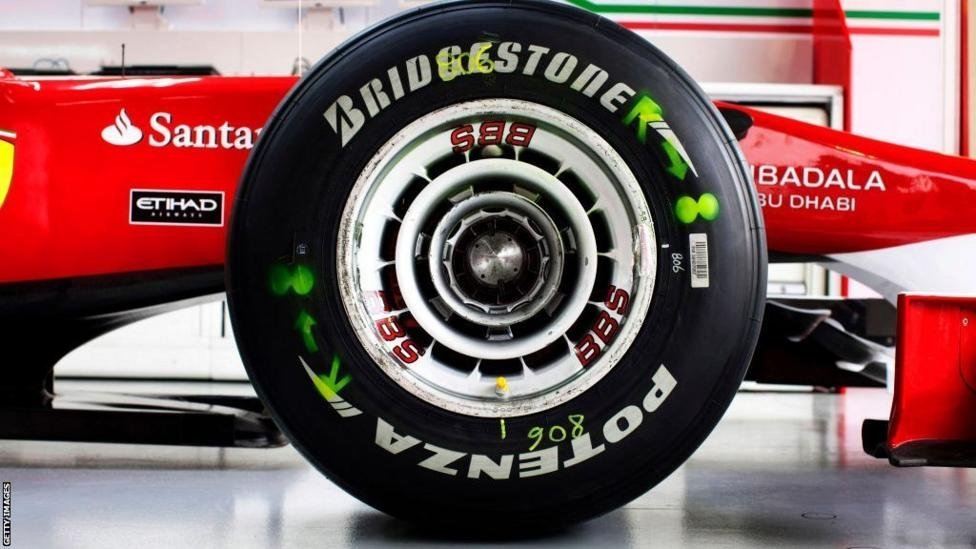 🚨 ÚLTIMA HORA: BRIDGESTONE y Pirelli han recibido el 'OK' de la FIA para la licitación de los neumáticos de F1 entre 2025 y 2028.

👉 Según ha podido saber @motorsport, ambas marcas habrían superado el proceso de selección técnica tras responder a la 'carta objetivo' en la que…