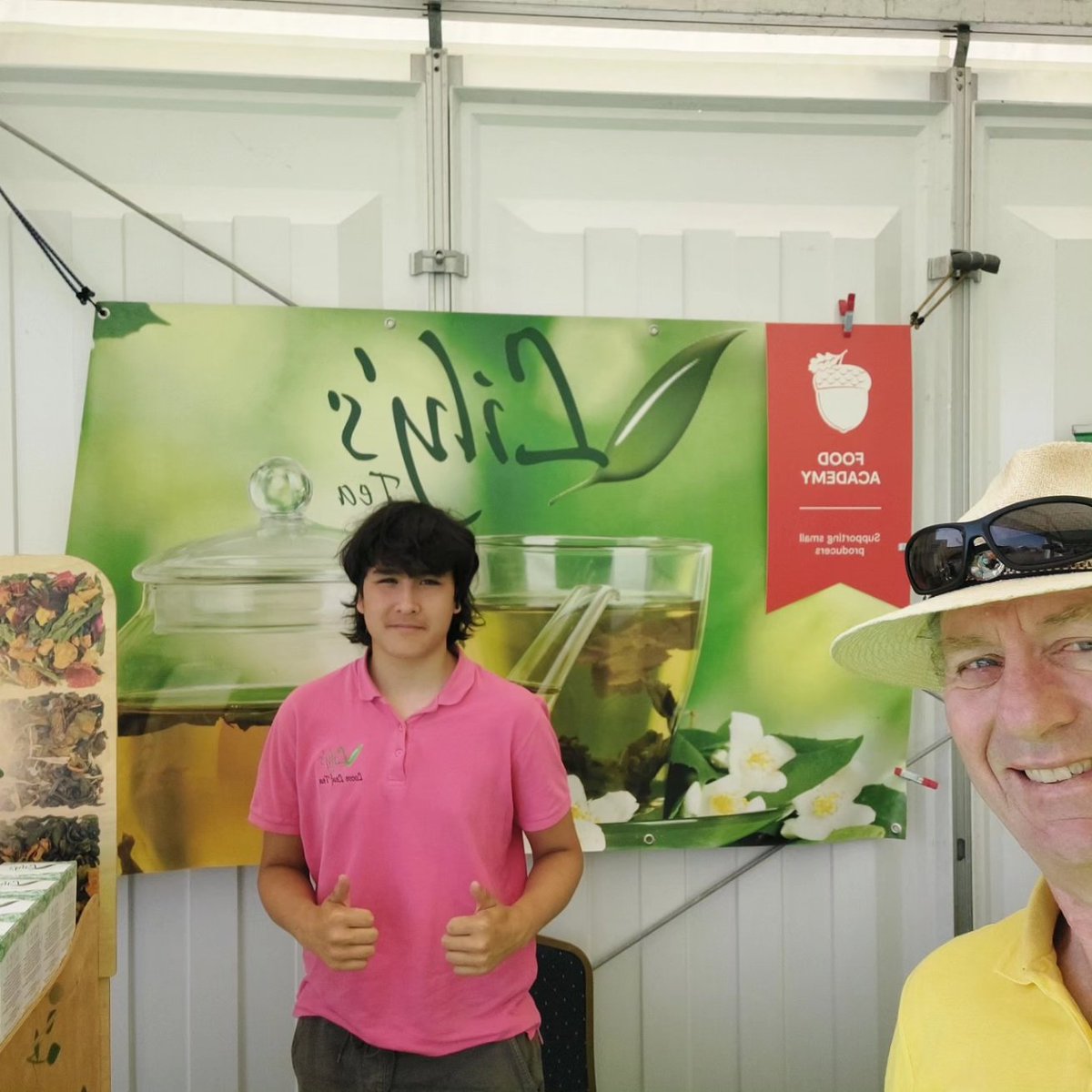 Lily's Tea 💚 tweet media