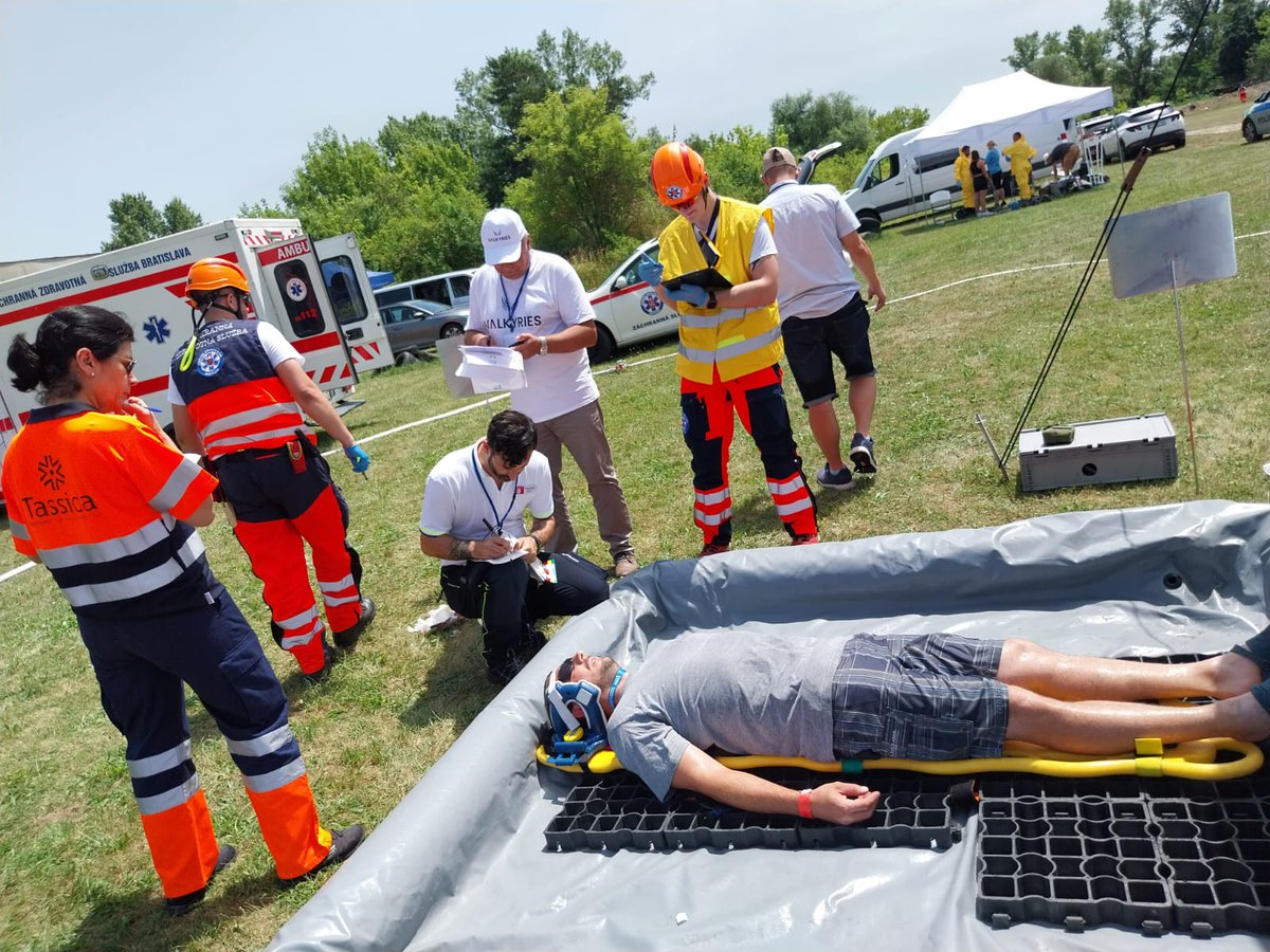 ValkyriesH2020's tweet photo. With the arrival of the #victims, the #triage process continues...

#italy #slovakia #disaster #toxic #H2020 #HorizonEurope #emergencies #valkyriesh2020 https://t.co/kgLgzux39K
