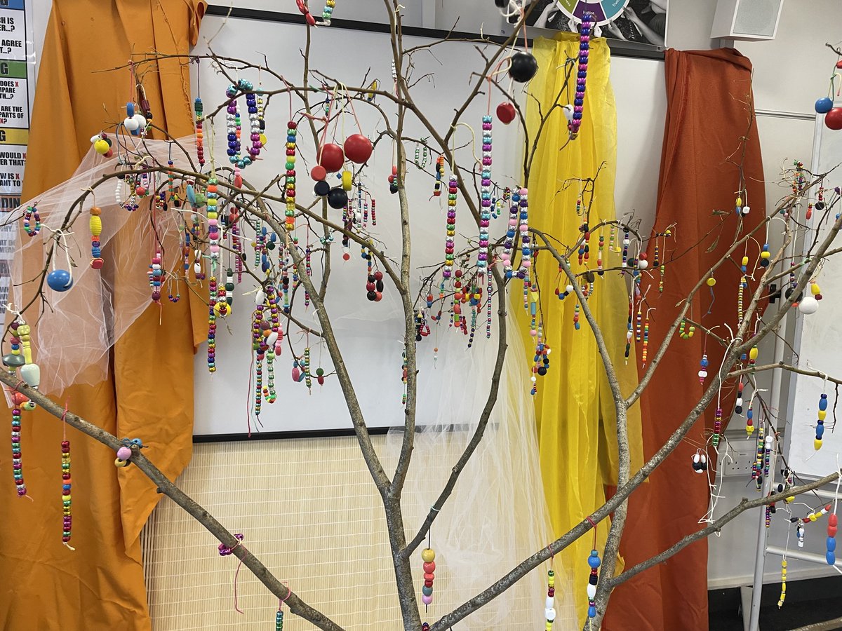 StbrnC's tweet photo. In RPE last week we were  using our ‘Sanctuary Space’ reflection activities to highlight  ‘Compassion’ which, as well as being one of our seven core college  Gospel values,  is also the theme of the 25th anniversary of  Refugee Week. https://t.co/HZBbFz1J2j