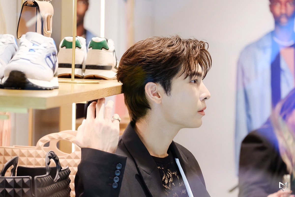 MewSuppasit Thailand tweet media