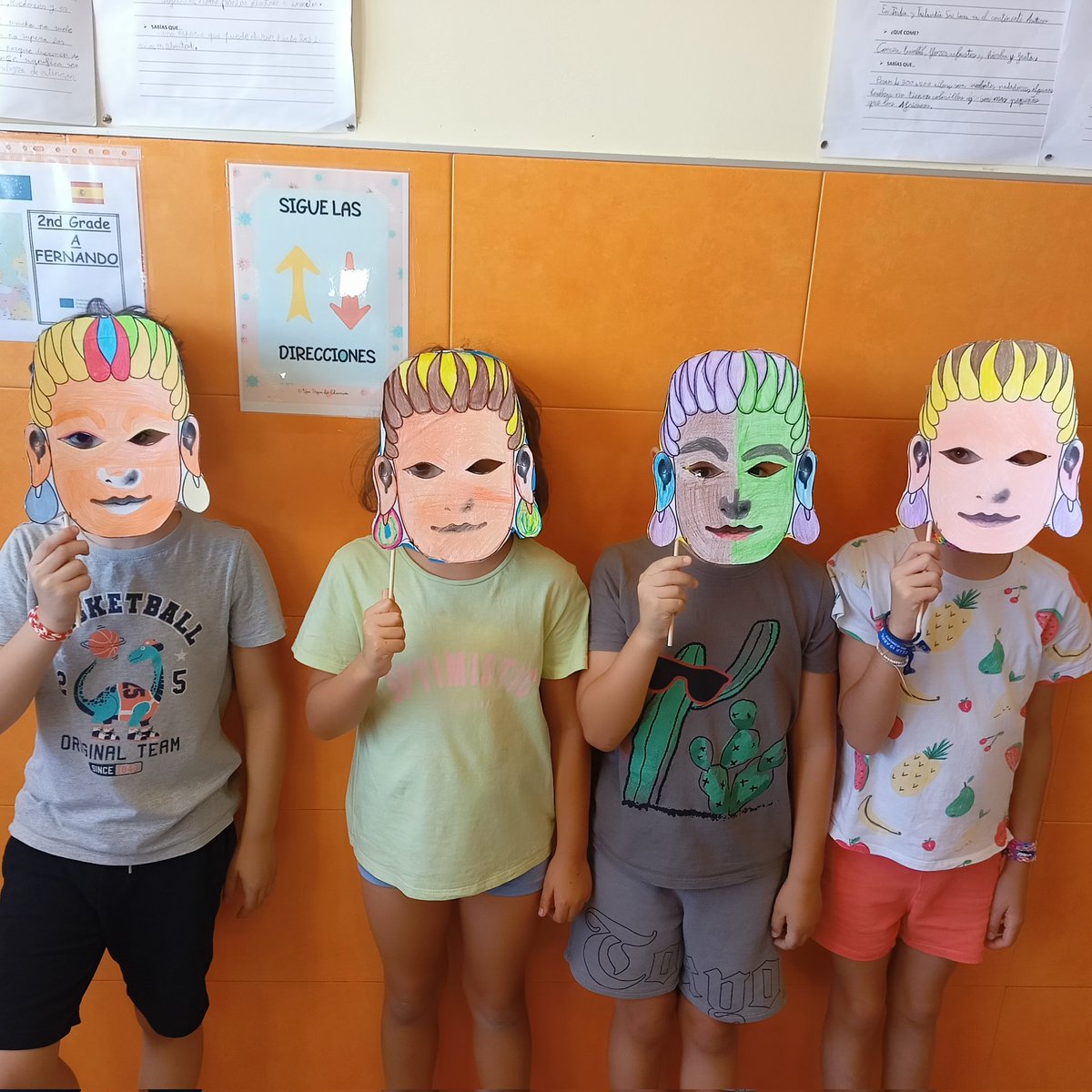 DoctorAlban's tweet photo. @ArqueologocoBa máscaras hechas por niños de 2º de primaria https://t.co/acb8fWYP9w