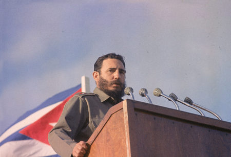 #FidelPorSiempre: 'El mundo ha sido solidario con #Cuba y por eso Cuba se siente cada día más y más solidaria con todos los pueblos del mundo'.
#CubaNoEstáSola 🇨🇺