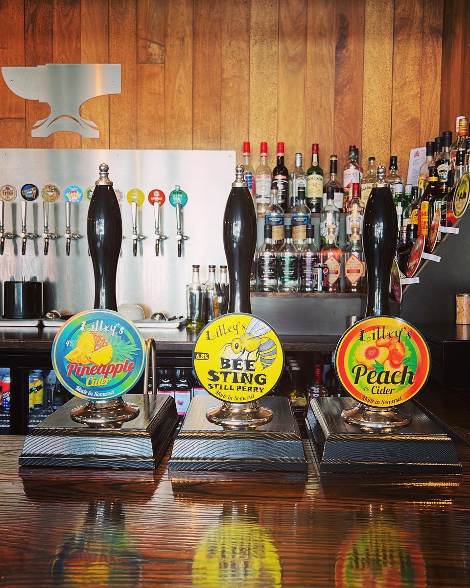 It’s warming up to be a <a href="/lilleyscider/">Lilley's Cider</a> kinda day! 🍻🌤️
On the bar this week - Pineapple 🍍, Peach 🍑 and Bee Sting Still Perry 🐝 
Open from 4 pm