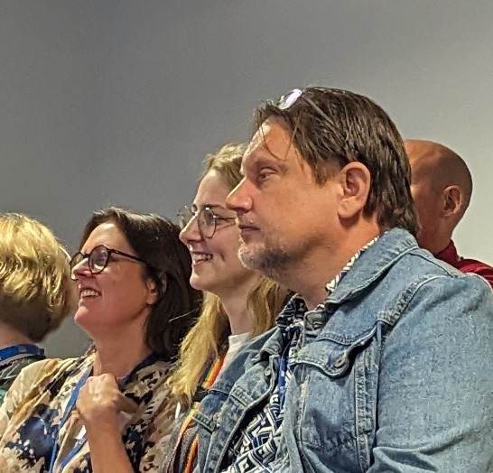 Jamie accepting the trophy on behalf of the EIP team for QI poster competition oral presentation at the recent <a href="/DGNHS/">NHS DG</a> QI and patient safety conference. Sharing the good work done by the service over the past year.
<a href="/SPSP_MH/">HIS Mental Health</a> 
#EarlyInterventioninPsychosis
#qualityimprovement