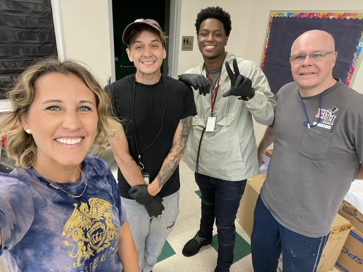 Mrs. Flack tweet media