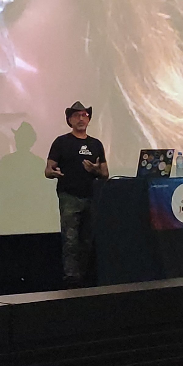 vilojona's tweet photo. Time for a great and special friend @vincentmayers talking about "three cups of Java", pointing to very important elements on community, conferences and the value to get from them
@jcon_conference #jcon23 https://t.co/xJkCTlDnVG