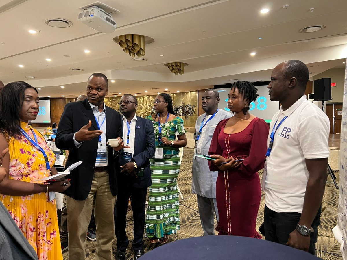 Les discussions du 3e jour de l'Atelier des Points Focaux de l'Afrique francophone de <a href="/FP2030Global/">FP2030</a> ont abouti à une meilleure compréhension des enjeux et des opportunités liés à la #SSR en Afrique francophone. Les participants ont partagé leurs connaissances, échangé des idées