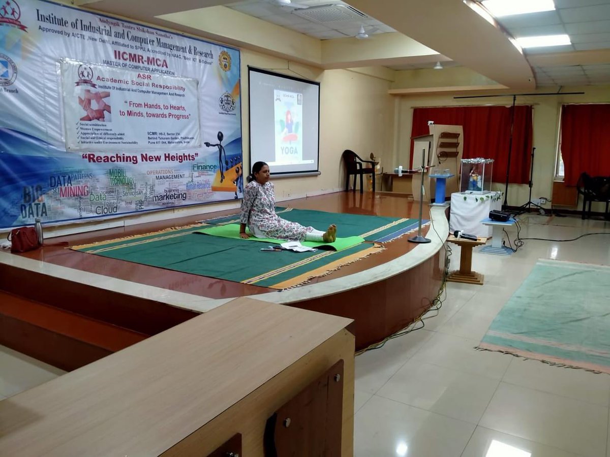 IicmrM's tweet photo. International Yoga Day Celebration at IICMR MCA . Mrs. Seema Mahalungkar , Certified Yoga Trainer delivered session on Yoga for all . She also guided how to do different Yoga Asana .IICMR MCA students and staff performed various Yoga Asana. https://t.co/evvb9Nz8Xi