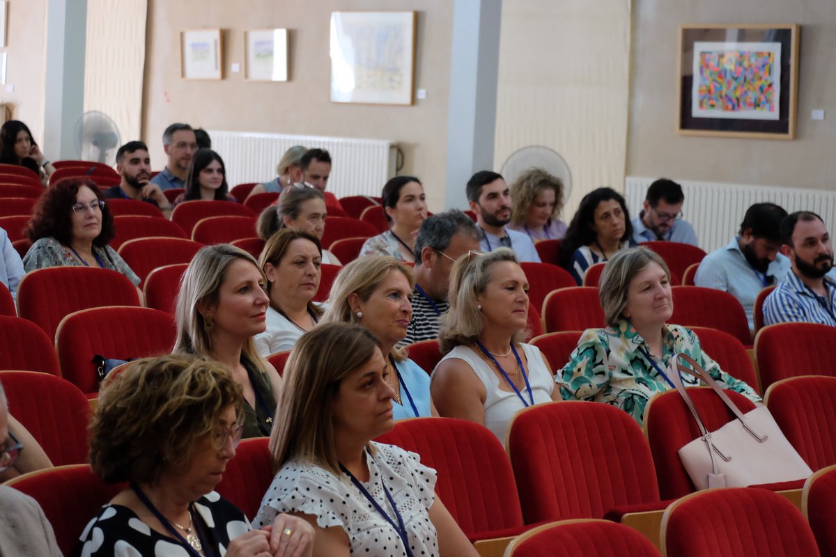 up_aupex's tweet photo. #AsambleaGeneral
👏Gracias a todas las personas que han venido hasta este precioso y acogedor pueblo y felicidades a la UP de Azuaga por su 40 aniversario 🎊
#UUPP #UniversidadesPopulares #AUPEX #Asamblea #Azuaga #Extremadura https://t.co/cwgLwwOHeR