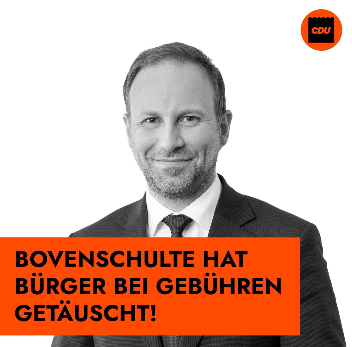 #SPD, #Grüne  & #Linke wollen #Gebühren beim #Abwasser massiv erhöhen! Menschen in #Bremen wurden getäuscht! @MartinMichalik: #CDU hat ein AnhebungsStopp gefordert, #RotRotGrün hat abgelehnt, die Gebühren zum Jahreswechsel um 14 % erhöht, jetzt kommen nochmal 12% obendrauf!