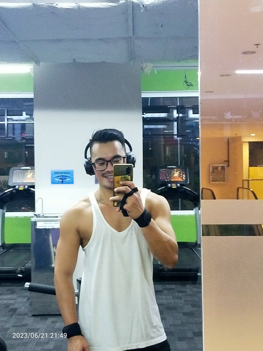 iamUrKC's tweet photo. Gym tayo. #anytimeFitness #Bakal #Gym #workout #buhat #fitness #hardwork #makati #paseo #Trending https://t.co/bHeIasFANk