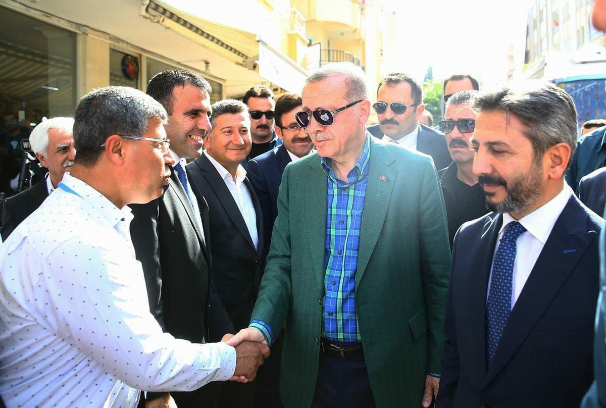 Cumhurbaşkanımız Sayın Recep Tayyip Erdoğan ın temsilleriyle Ç ve S B  Bakan yardımcılığına atanan Sayın Ahmet Aydını tebrik eder muvaffakiyetler dilerim ülkemize ilimize hayırlı olsun