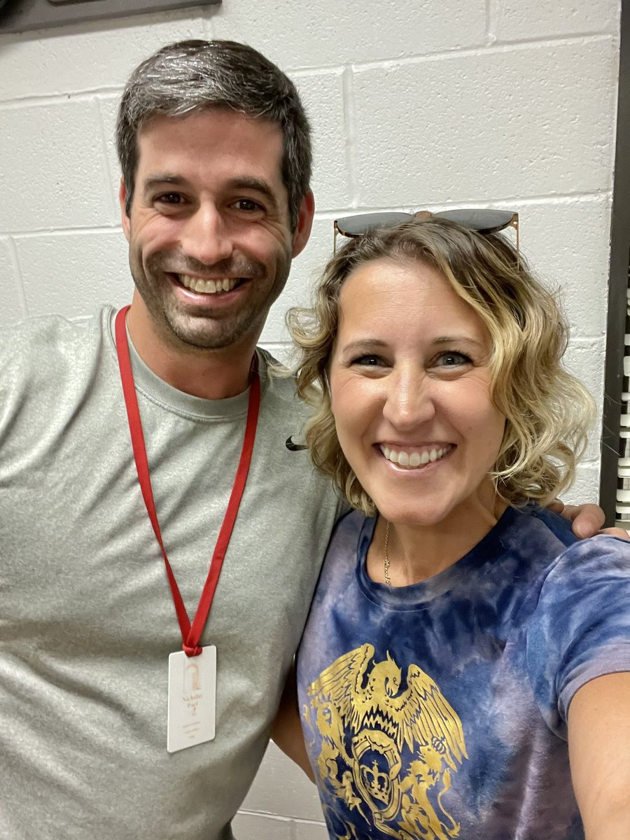 Mrs. Flack tweet media