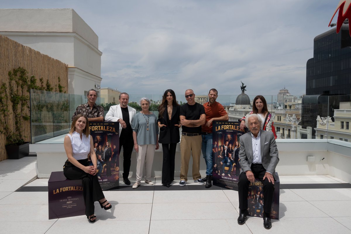fortaleza_film's tweet photo. 🙌 #LaFortaleza ��� celebró ayer su presentación oficial 🎆 en el Hotel Montera de Madrid 🙌. 

✨ Jornada de puertas abiertas ✨ con @Fernando_Cayo, @GOYATOLEDO, Jose Manuel Poga, @CarlaNieto, #ManuelZarzo, @ChiquiCarabante y los productores Damián Paris y @rosawire. https://t.co/6mOsr4xOLa