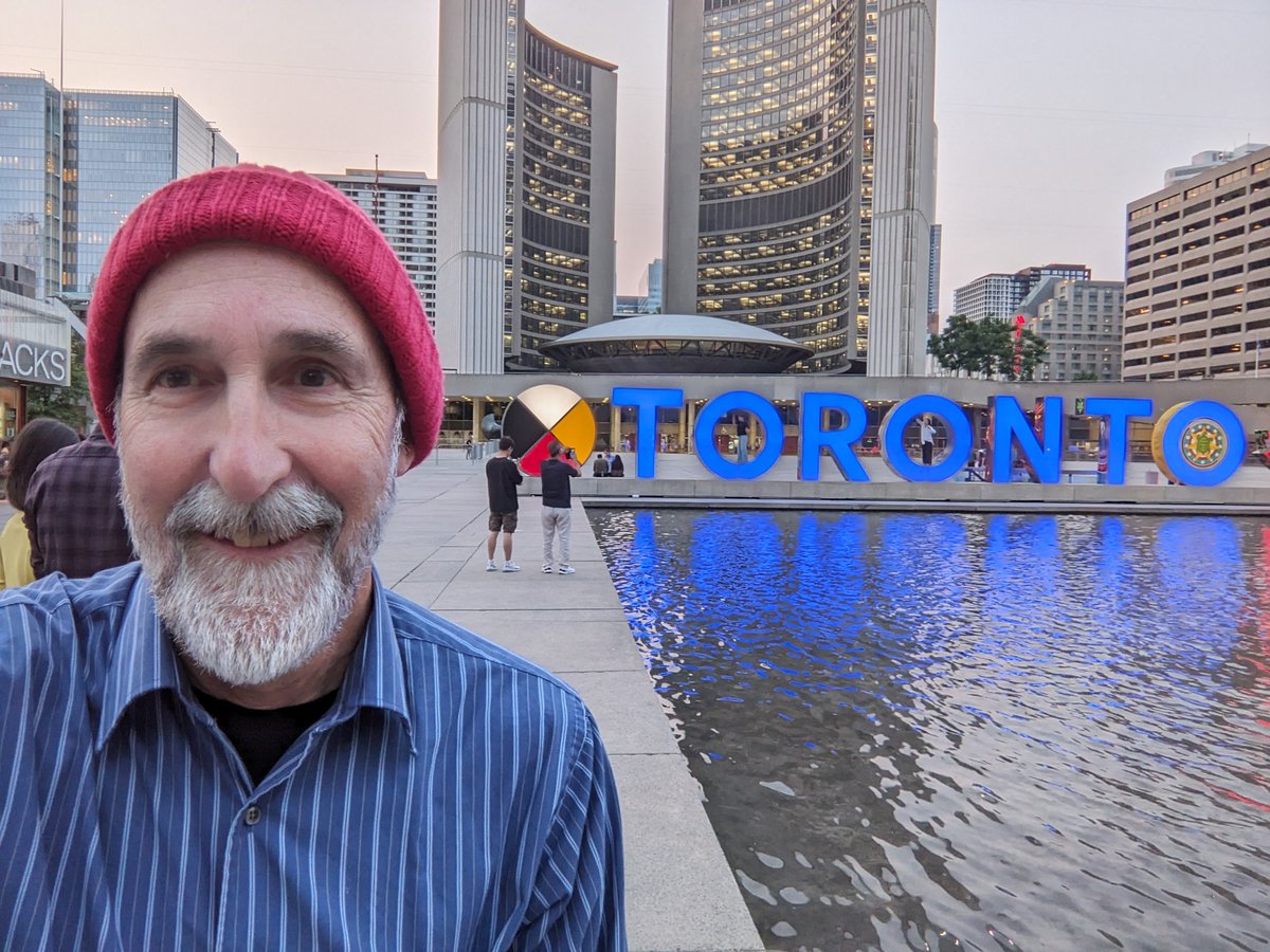 The medicine wheel on the Toronto sign is a good reminder that we have a lot to do with #lungcancer in the indigenous communities in Canada. First step from most of my contacts is indigenous patient navigators in cancer centers.