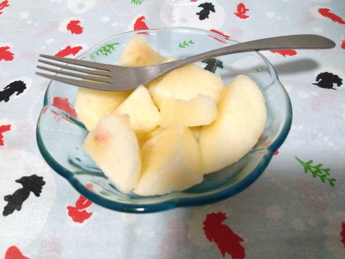 桃を食べます