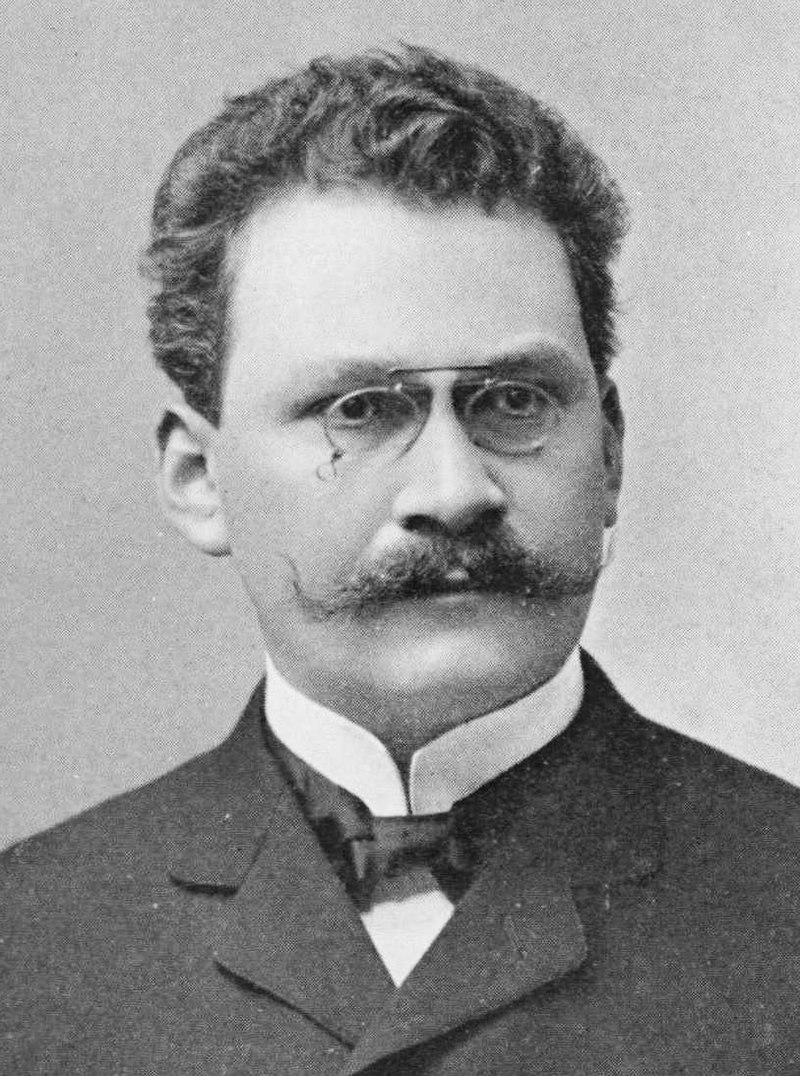 Happy Birthday to Hermann Minkowski, the sculptor of spacetime.

If you've marveled at the concept of spacetime, you have Hermann Minkowski to thank. Born in Lithuania #OTD in 1864, Minkowski grew to be an influential physicist and mathematician whose pioneering insights ... 1/