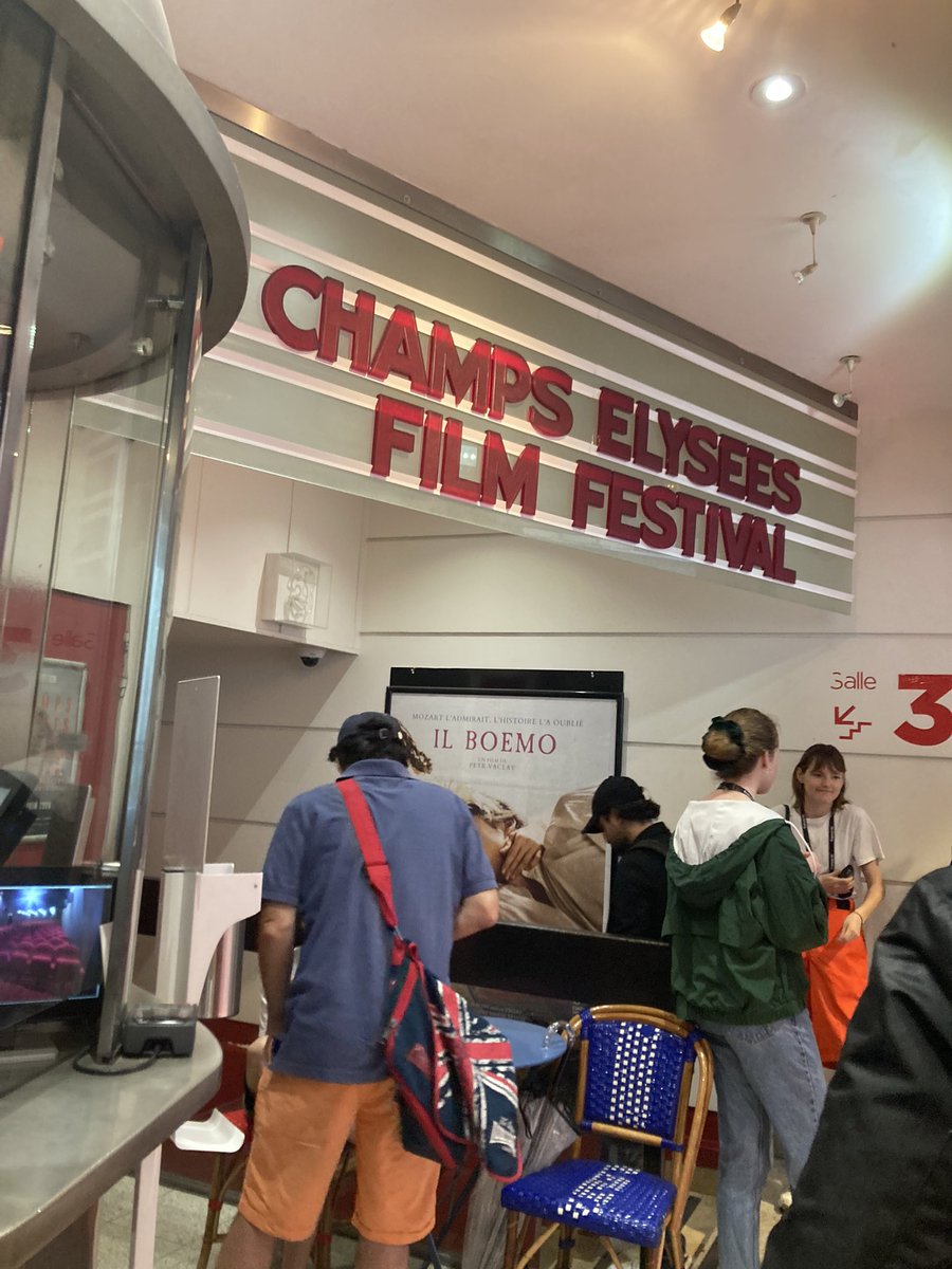 nestie__z's tweet photo. Masterclass de @joeledgerton1 (Star Wars, Gatsby, Exodus…) modérée par Emmanuelle Spadencata ce matin au Lincoln en ce 3ème jour de #CEFF2023 🎬✨
J’ai des jolies photos à traiter, un discours très inspirant du monsieur qui était très agréable à écouter parler https://t.co/BiEZAm7Bhn