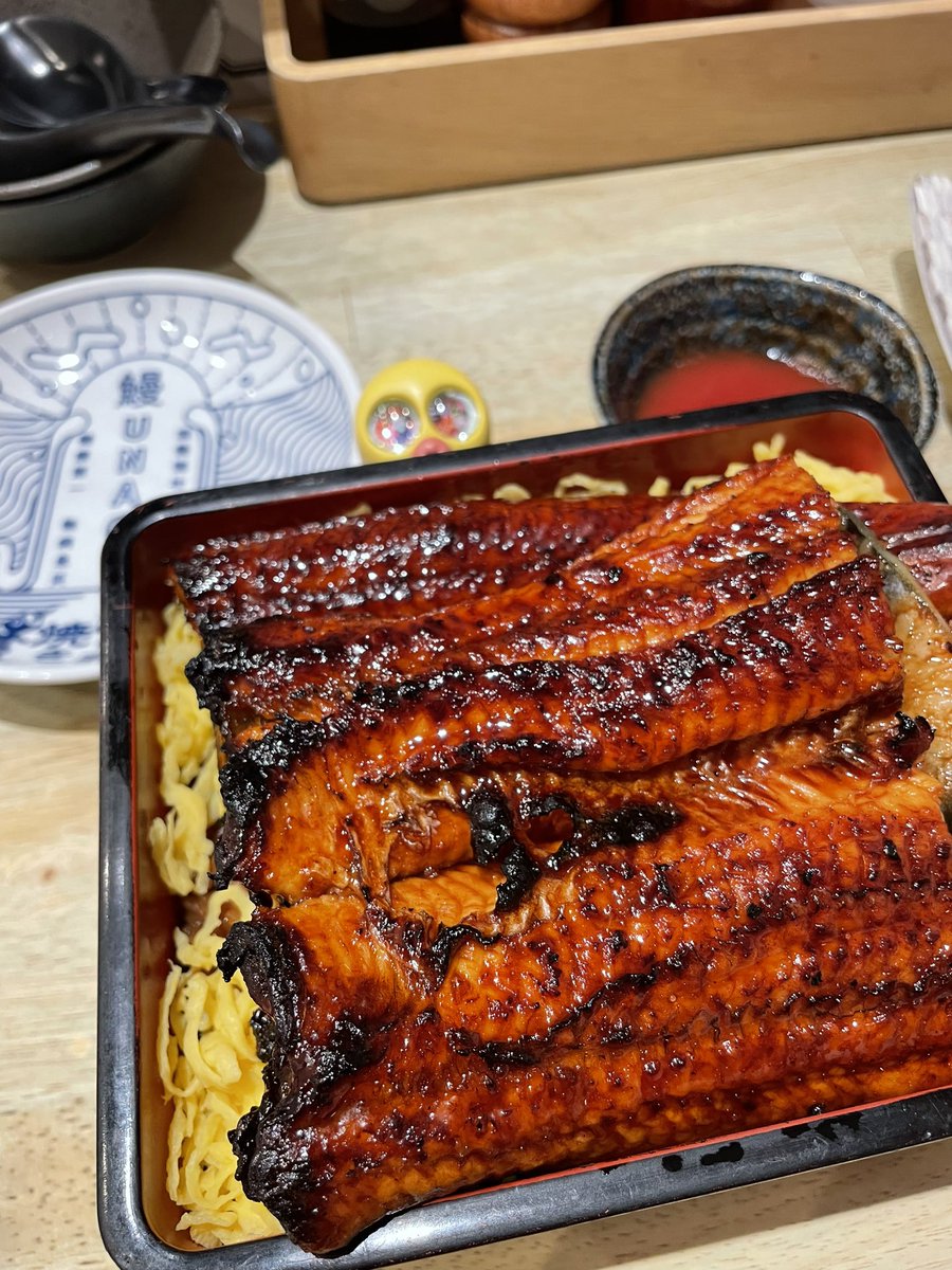 年に一回の鰻… https://t.co/Ih8qubRR1M