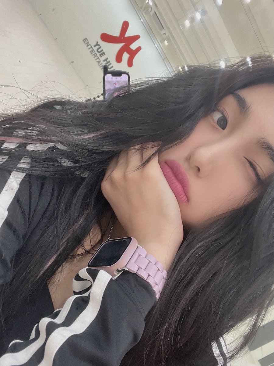 aishasfiles's tweet photo. fancafe update https://t.co/B0IaF1jwlT