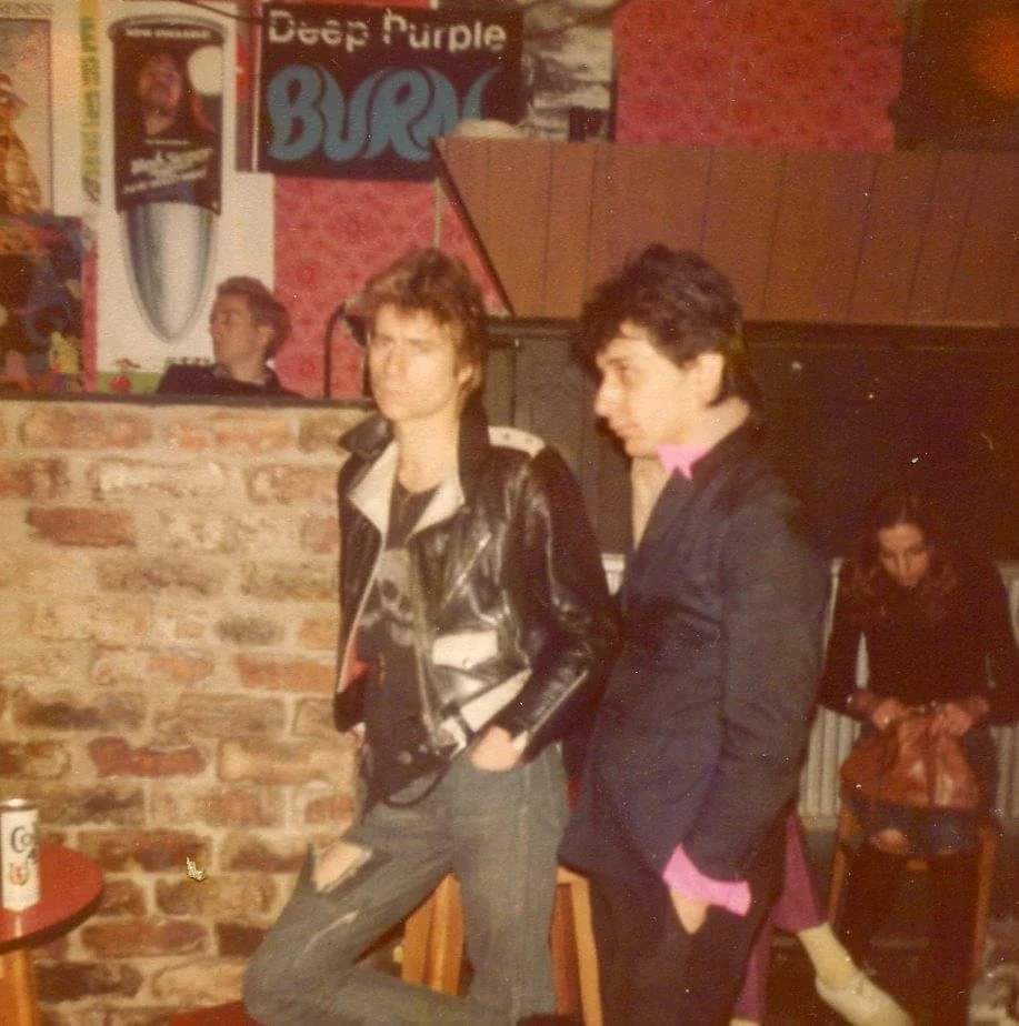 Johnny Thunders, Jerry Nolan, and Joe Strummer, London, 1976. Photo by Steven Morrisey.

#JohnnyThunders #JerryNolan #JoeStrummer #70s #70smusic #70srock #punk #newwave #postpunk #rock #rockmusic #music #alternativemusic #alternativerock #musicphoto  #rockhistory #musichistory