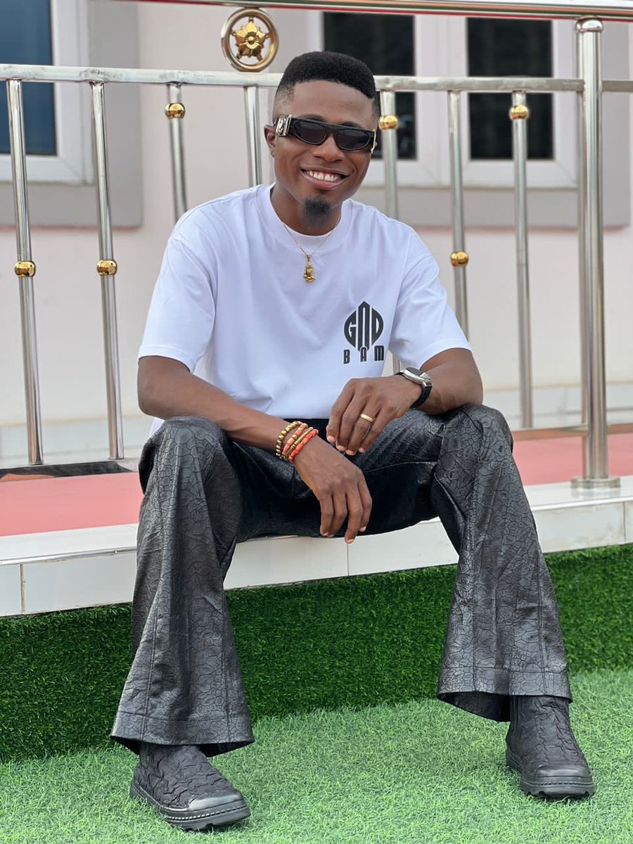 GODBAM__'s tweet photo. Can you feel the drip 💧 ?!,,we display with pride…
The quality is top notch,,it doesn’t wear off,trust me you are getting the value for your money..we hope to receive your order soon.
@mcEdopikin thanks for wearing the brand perfectly well…
◦ https://t.co/kqwuKSattU